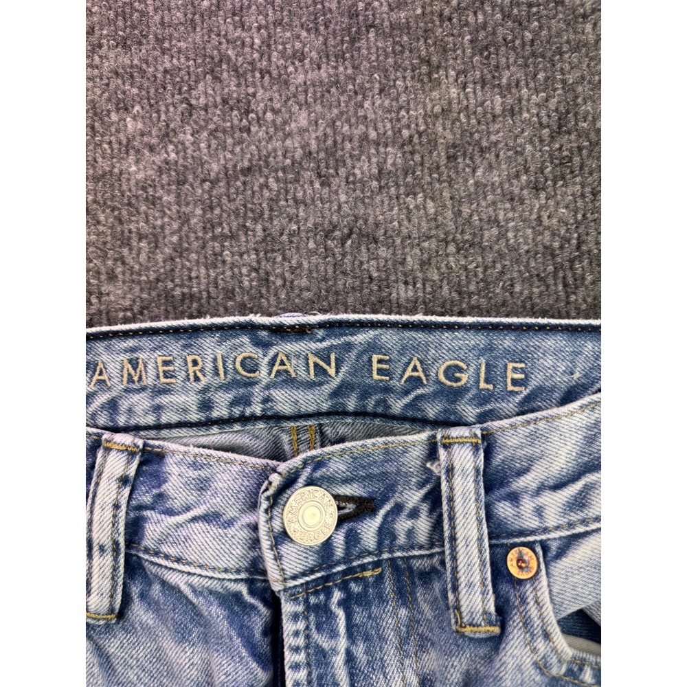 American Eagle Original Bootcut Jeans Mens 31x32 Light Wash Denim Classic Fit - Picture 2 of 9